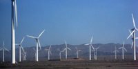 New wind power plants based on variable frequency operation with a single power converter