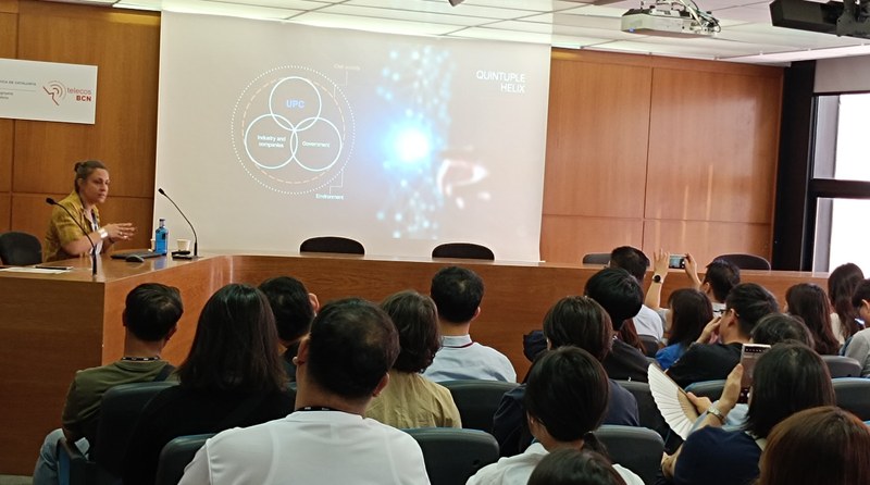 Recibimos una delegación de 74 representantes de universidades coreanas